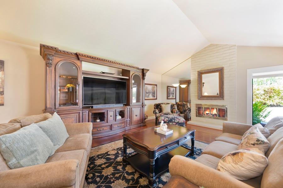 Detail Gallery Image 10 of 58 For 1895 Levi Strauss Ct, Gold River,  CA 95670 - 3 Beds | 2 Baths