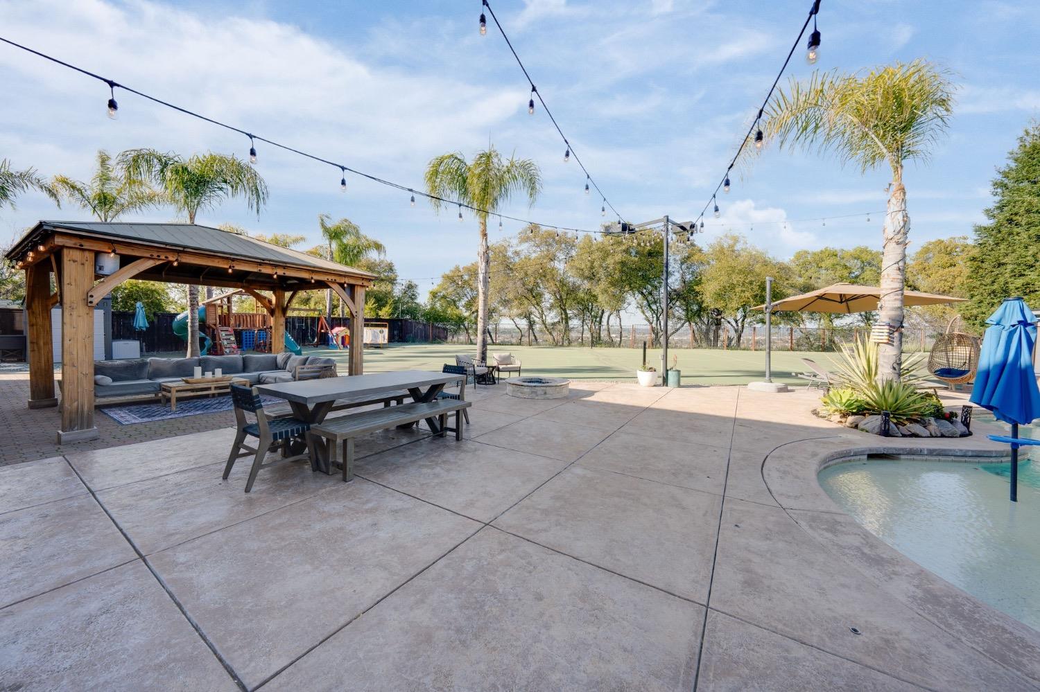 Detail Gallery Image 75 of 98 For 4541 Longview Dr, Rocklin,  CA 95677 - 5 Beds | 4/1 Baths
