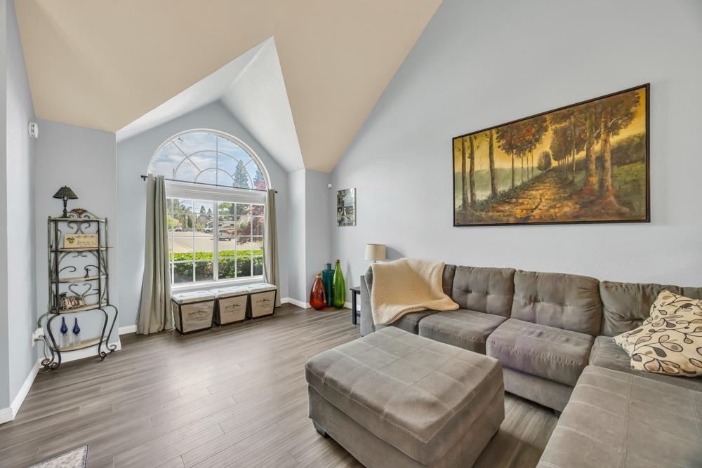 Westover Court, Fair Oaks, California image 5
