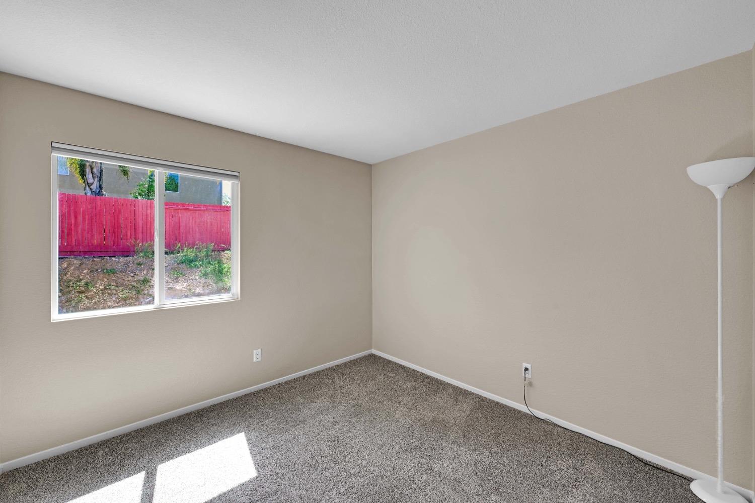 Detail Gallery Image 14 of 33 For 4627 Excelsior Rd, Mather,  CA 95655 - 4 Beds | 2 Baths
