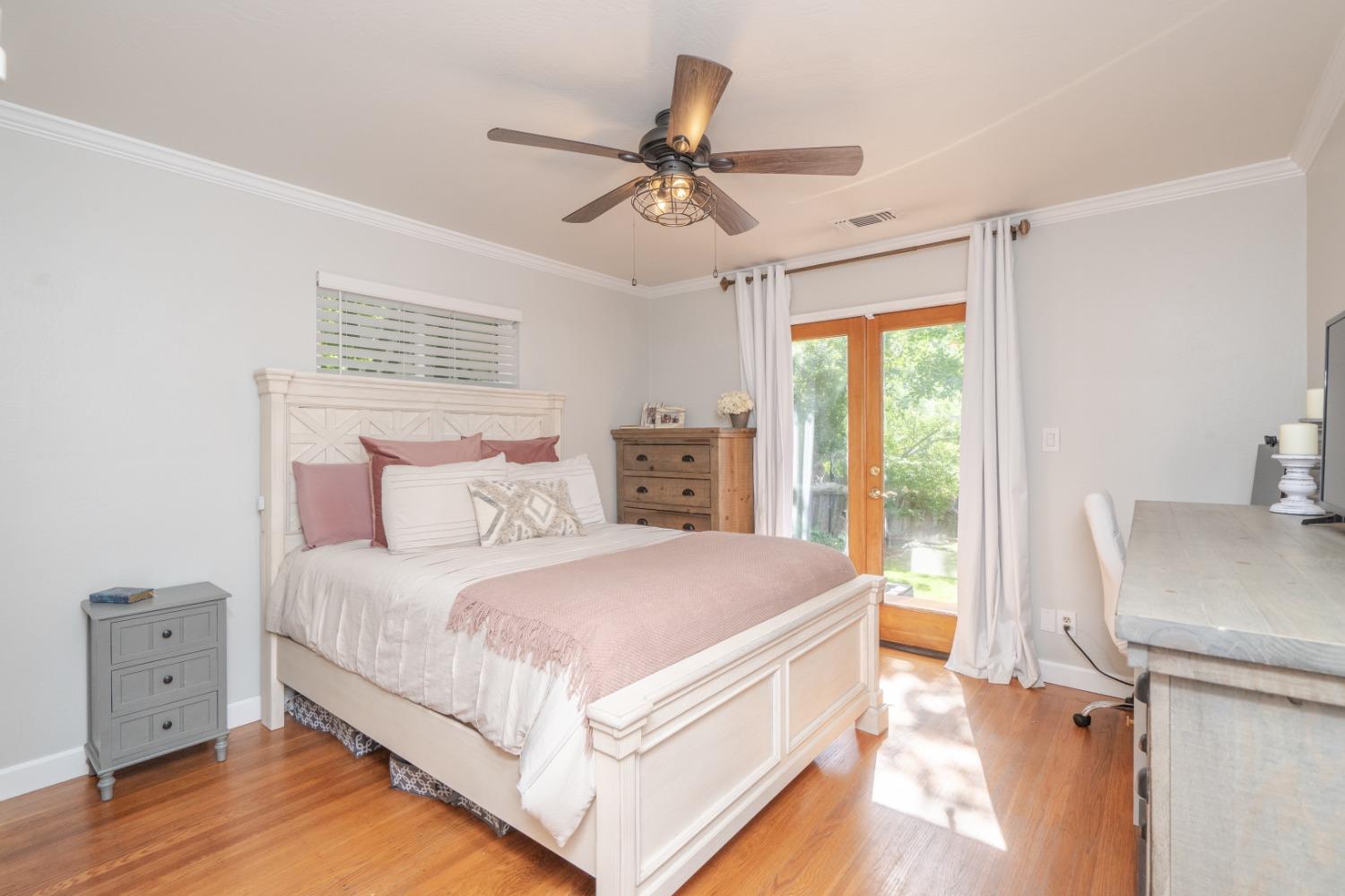 Oak Knoll Drive, Carmichael, California image 28