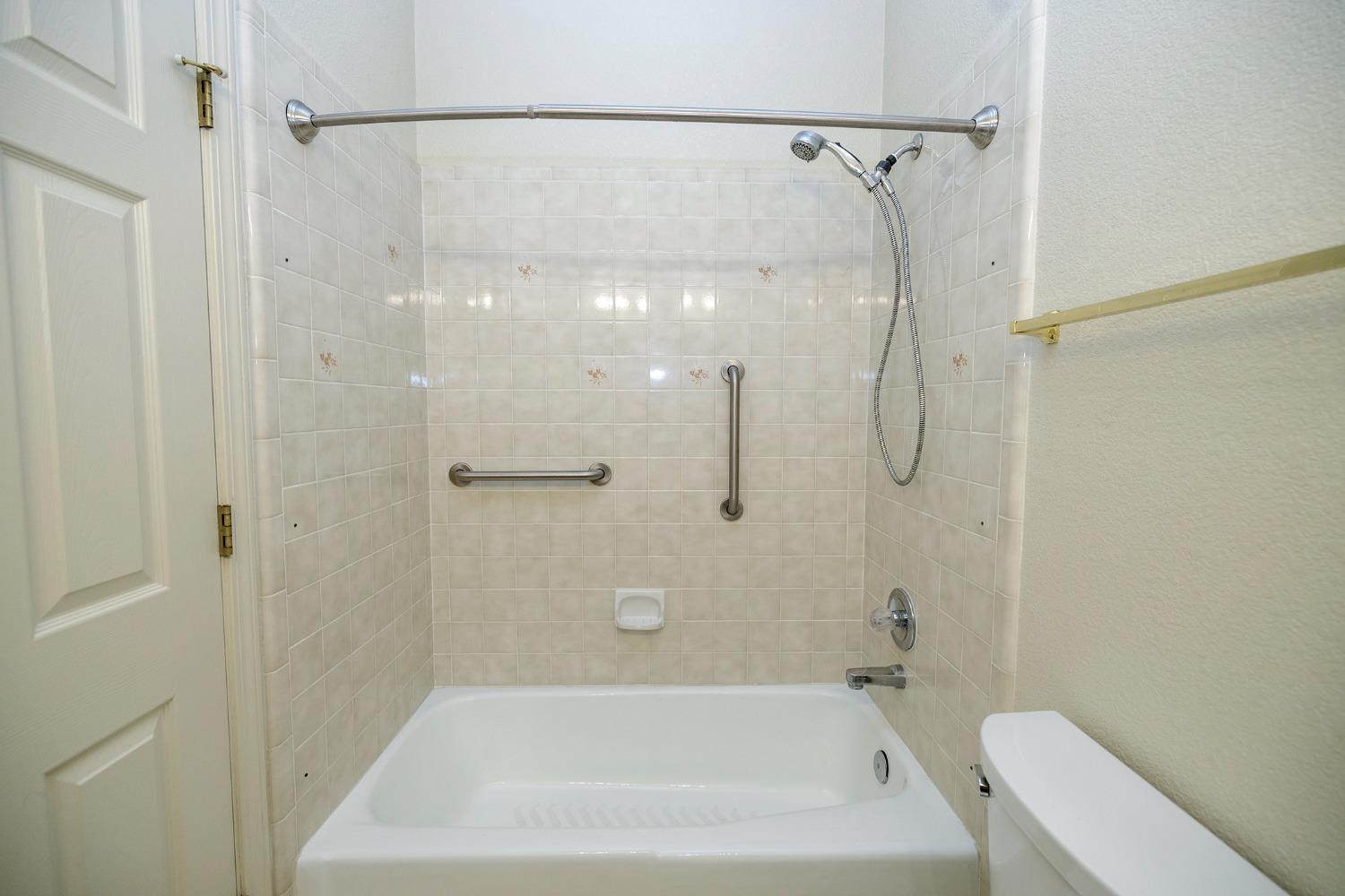 Detail Gallery Image 24 of 41 For 3825 Prince Andrew Dr, Riverbank,  CA 95367 - 3 Beds | 2 Baths