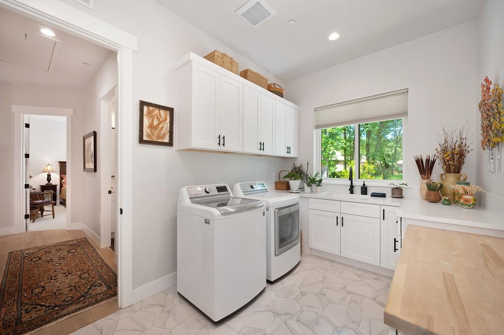 Austin Forest Circle, Auburn, California image 36