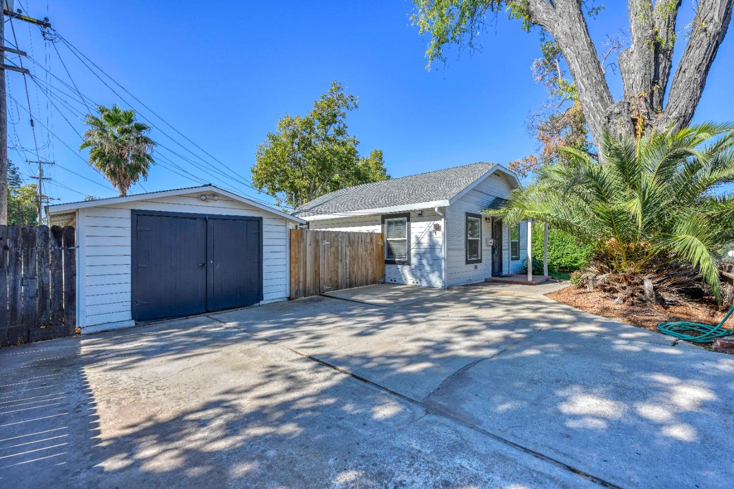 Coloma Street, Folsom, California image 3