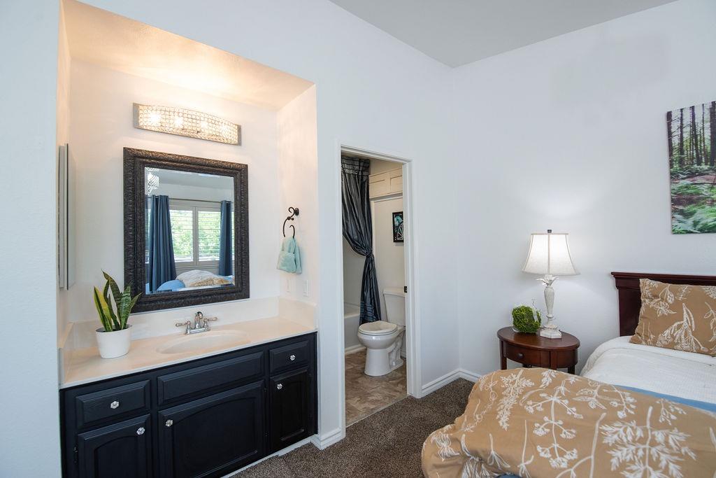 Detail Gallery Image 20 of 36 For 672 Shadowview Ct, Turlock,  CA 95382 - 2 Beds | 2/1 Baths