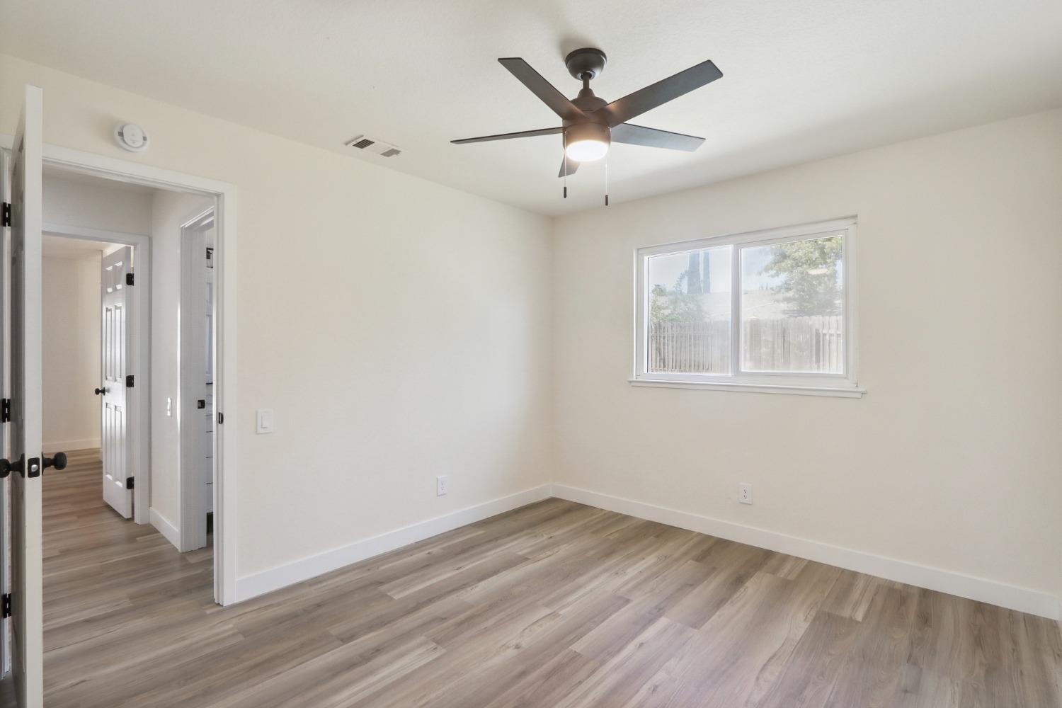 Rainbow River Court, Rancho Cordova, California image 30