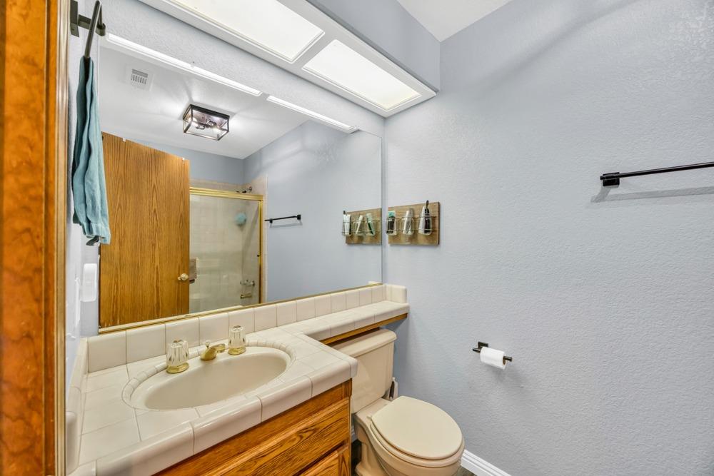 Westover Court, Fair Oaks, California image 37