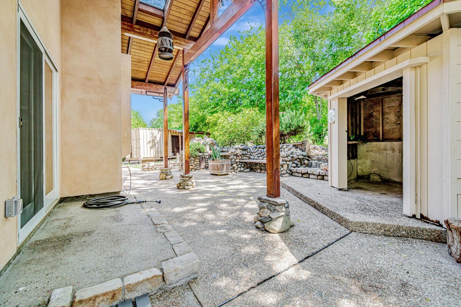 Isabella Avenue, Fair Oaks, California image 38