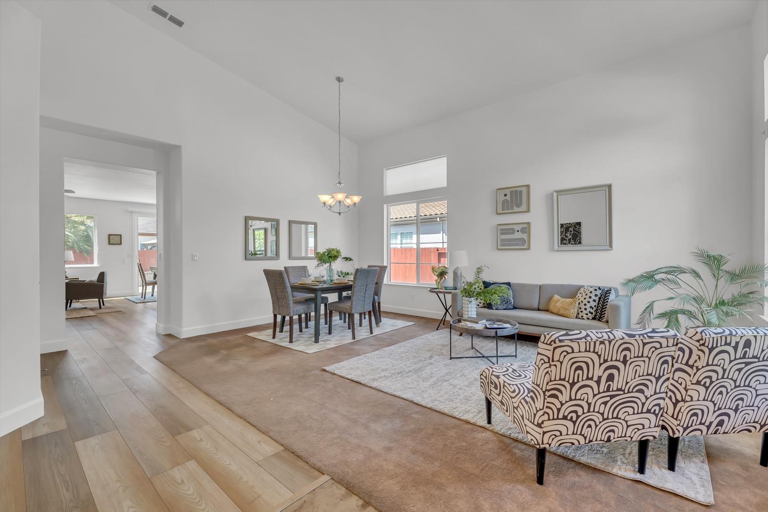 Detail Gallery Image 3 of 50 For 1873 Redondo Rd, West Sacramento,  CA 95691 - 5 Beds | 3/1 Baths