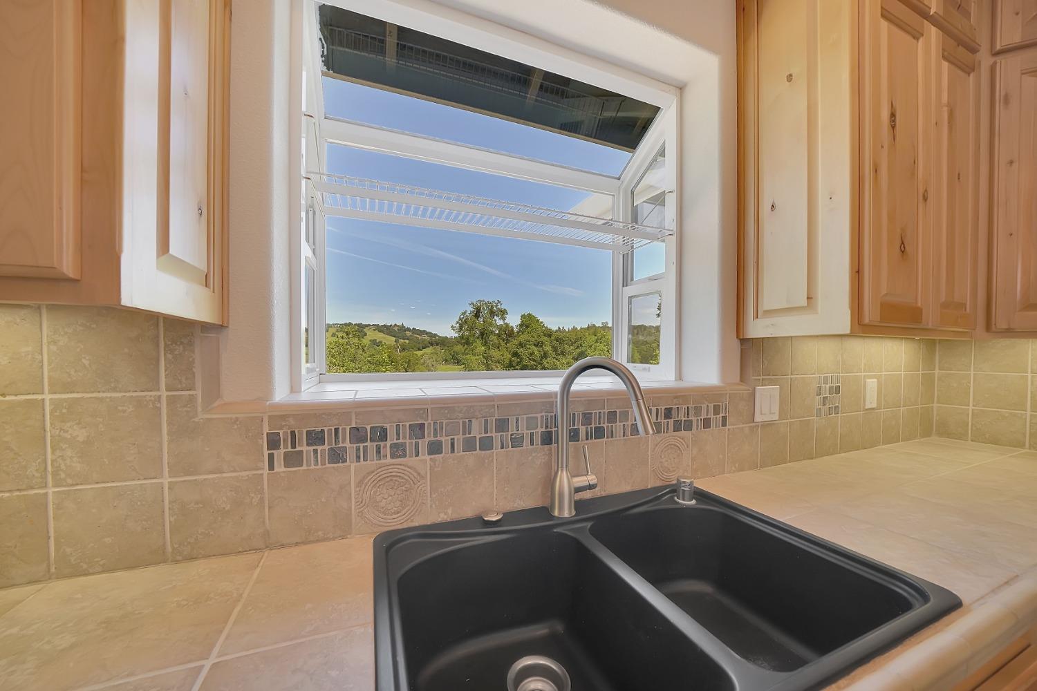 Detail Gallery Image 22 of 71 For 1234 Jackson Gate Rd, Jackson,  CA 95642 - 3 Beds | 2/1 Baths