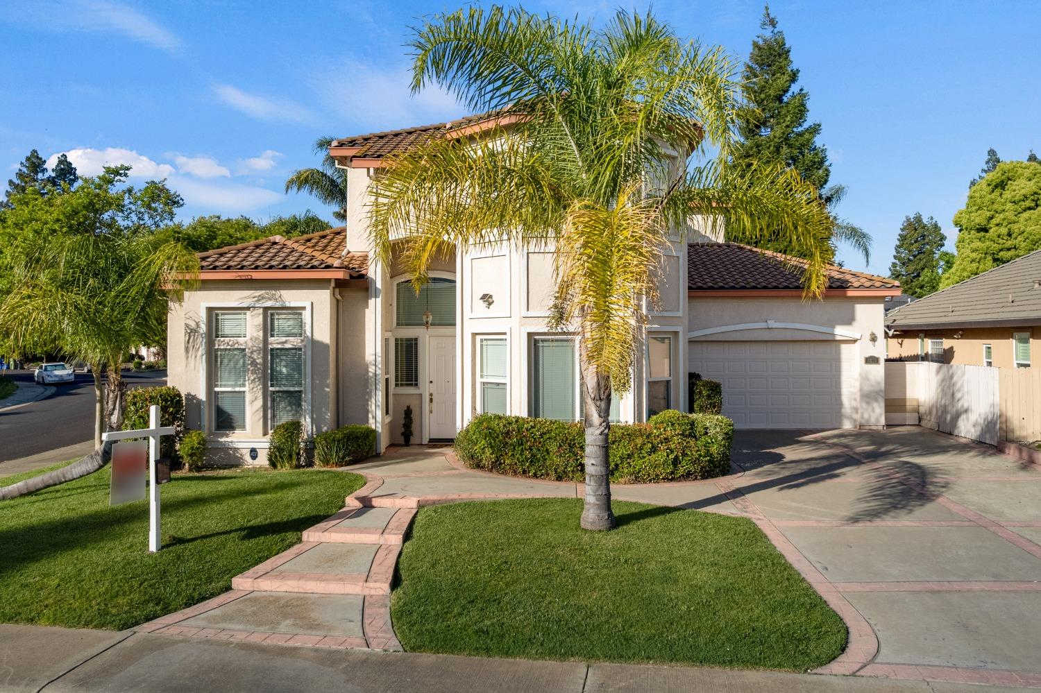 Detail Gallery Image 73 of 79 For 8839 San Badger Way, Elk Grove,  CA 95624 - 4 Beds | 3/1 Baths