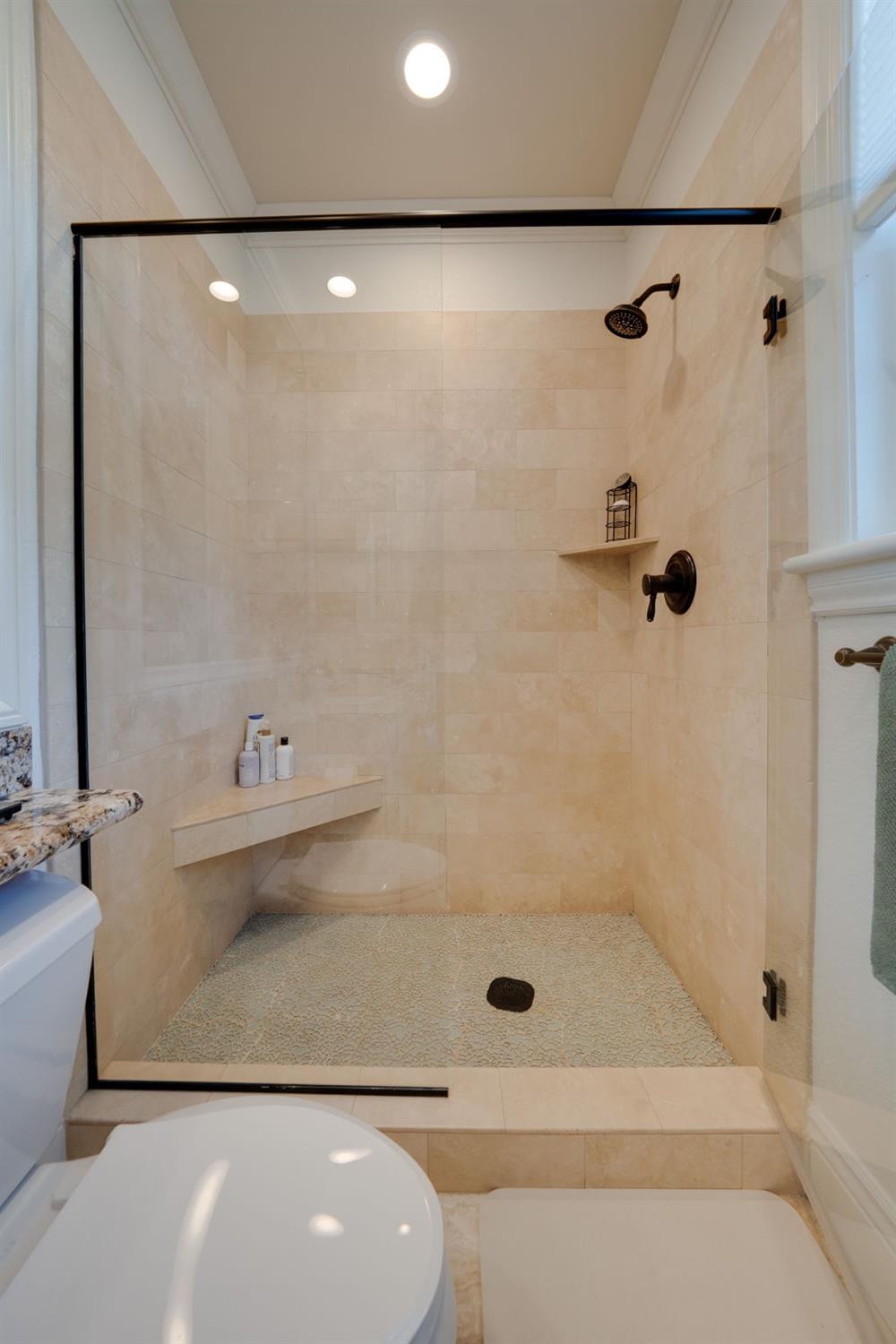 Detail Gallery Image 70 of 98 For 4541 Longview Dr, Rocklin,  CA 95677 - 5 Beds | 4/1 Baths