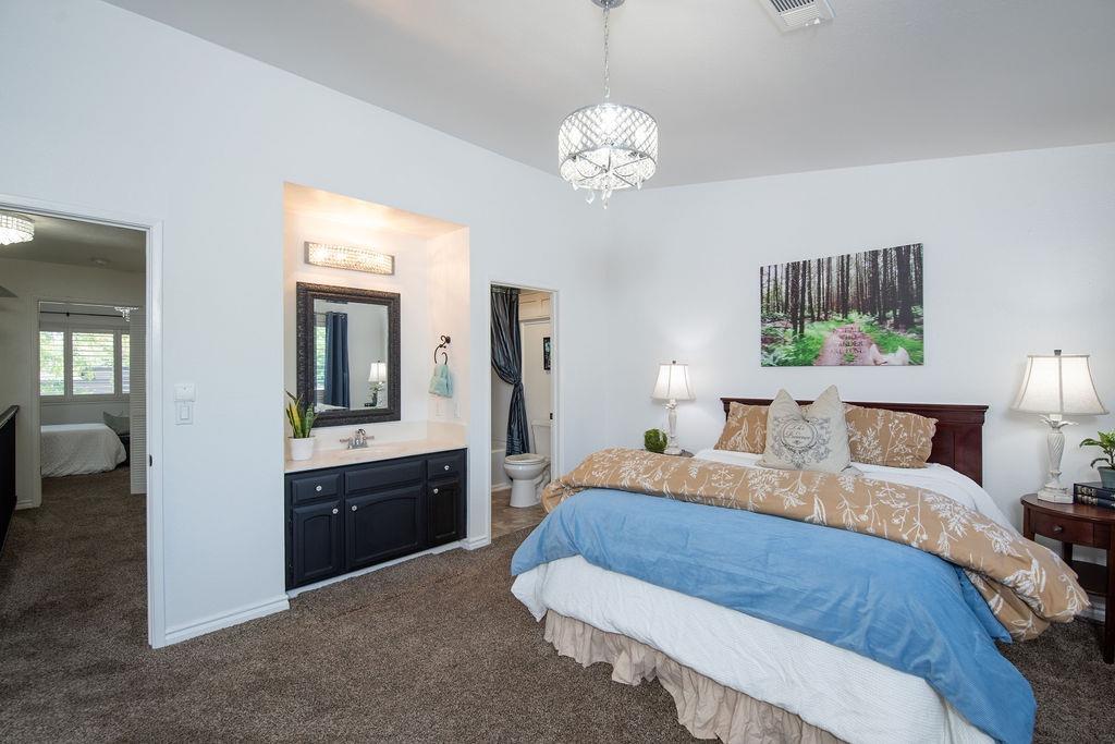 Detail Gallery Image 14 of 36 For 672 Shadowview Ct, Turlock,  CA 95382 - 2 Beds | 2/1 Baths