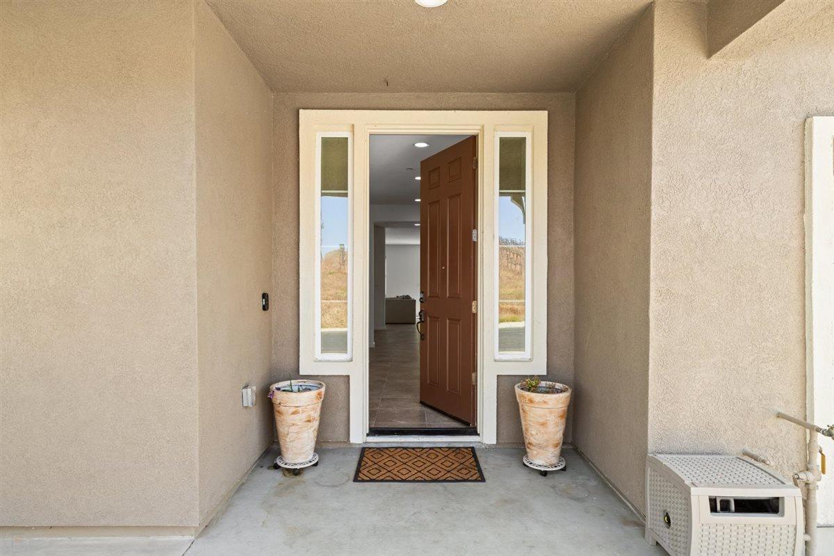 Detail Gallery Image 8 of 64 For 21232 Grapevine Dr, Patterson,  CA 95363 - 5 Beds | 3 Baths