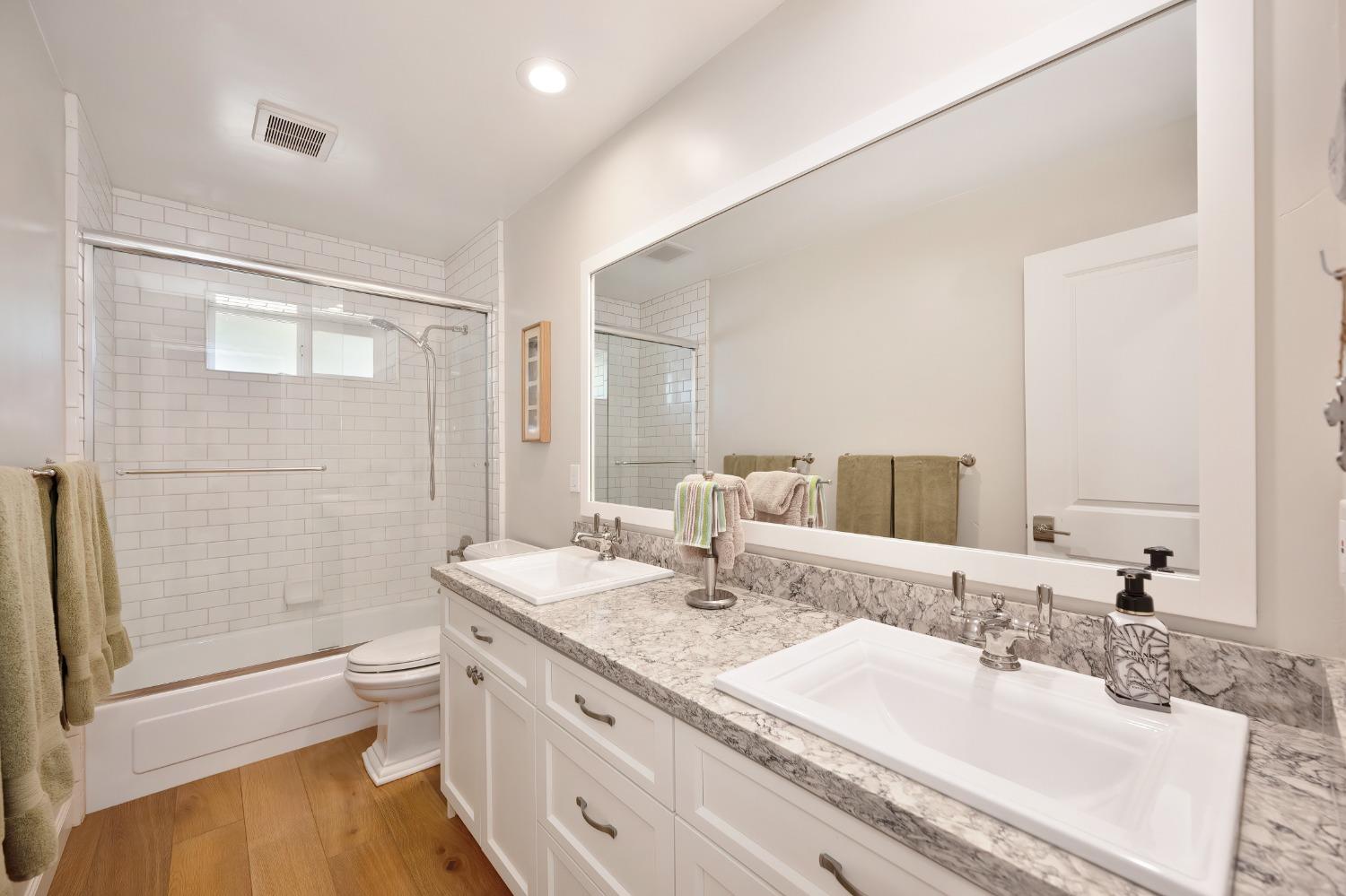 Shadowcreek Drive, Carmichael, California image 37