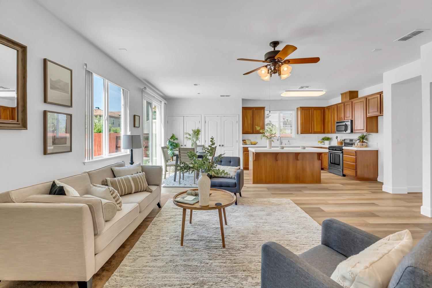 Detail Gallery Image 18 of 50 For 1873 Redondo Rd, West Sacramento,  CA 95691 - 5 Beds | 3/1 Baths
