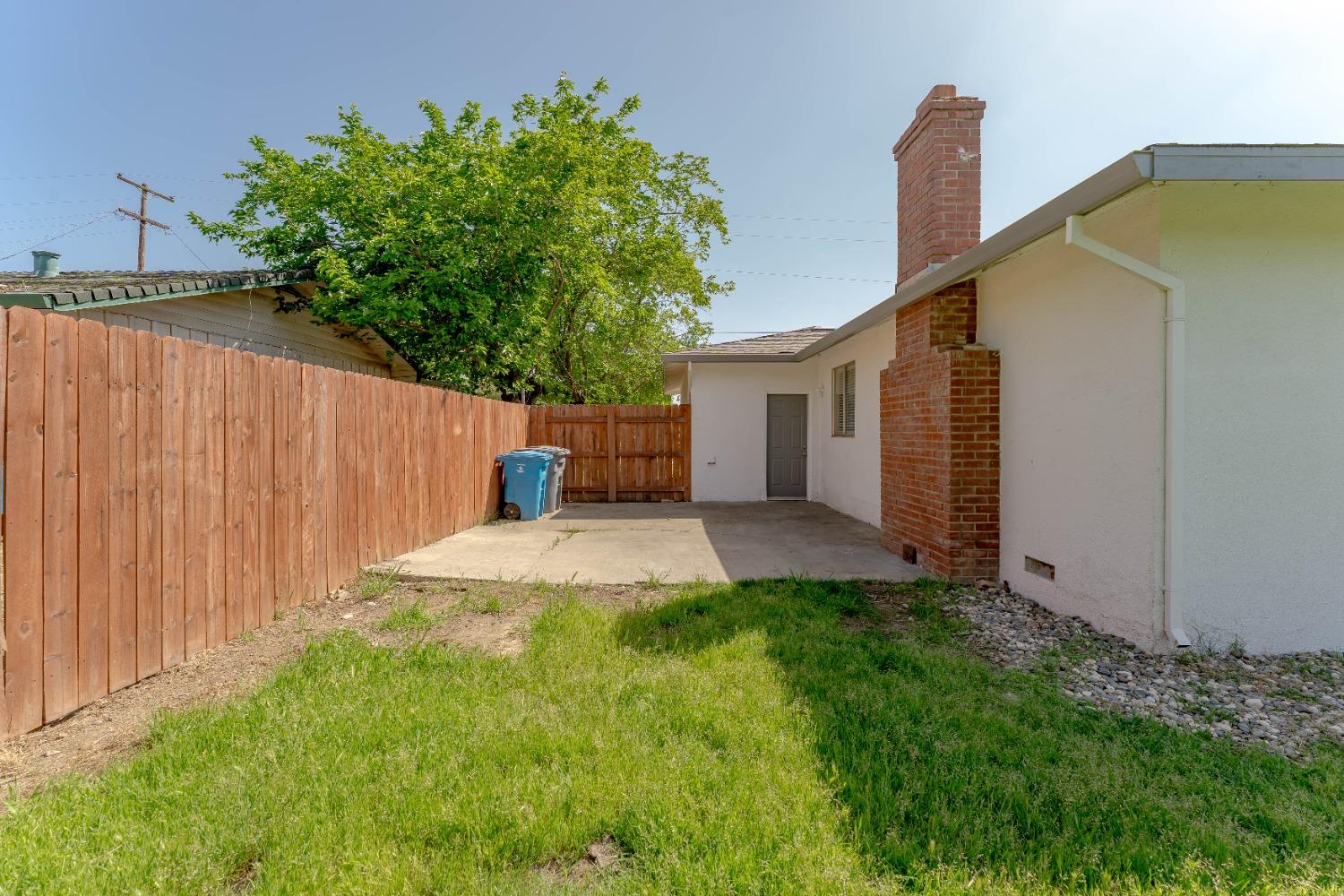 Detail Gallery Image 32 of 33 For 1887 Beverly Ave, Olivehurst,  CA 95961 - 3 Beds | 2 Baths