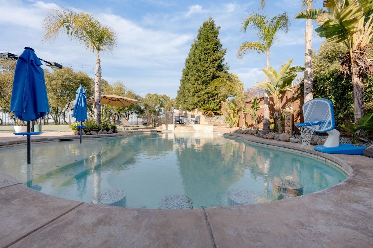 Detail Gallery Image 80 of 98 For 4541 Longview Dr, Rocklin,  CA 95677 - 5 Beds | 4/1 Baths