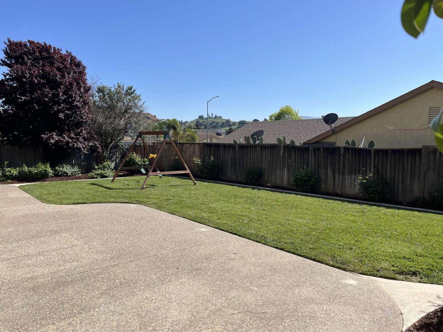 Fairhaven, Hollister, California image 17