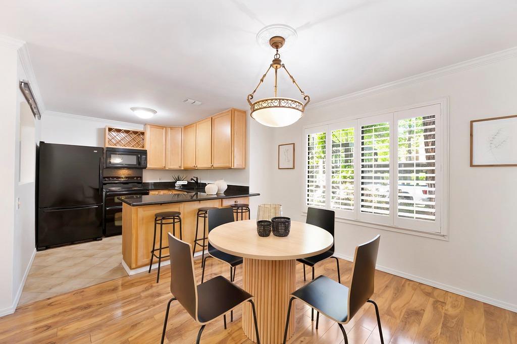 Photo #19: 225051785 Listing: Photo #19