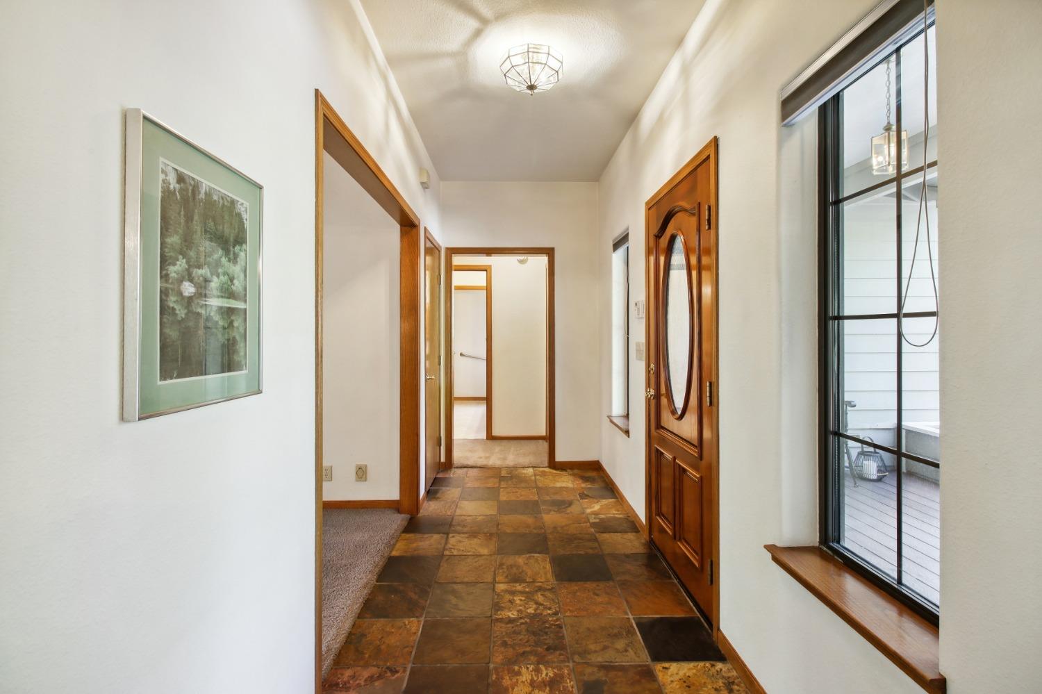 Detail Gallery Image 5 of 66 For 515 Hillside Dr, Applegate,  CA 95703 - 4 Beds | 3 Baths