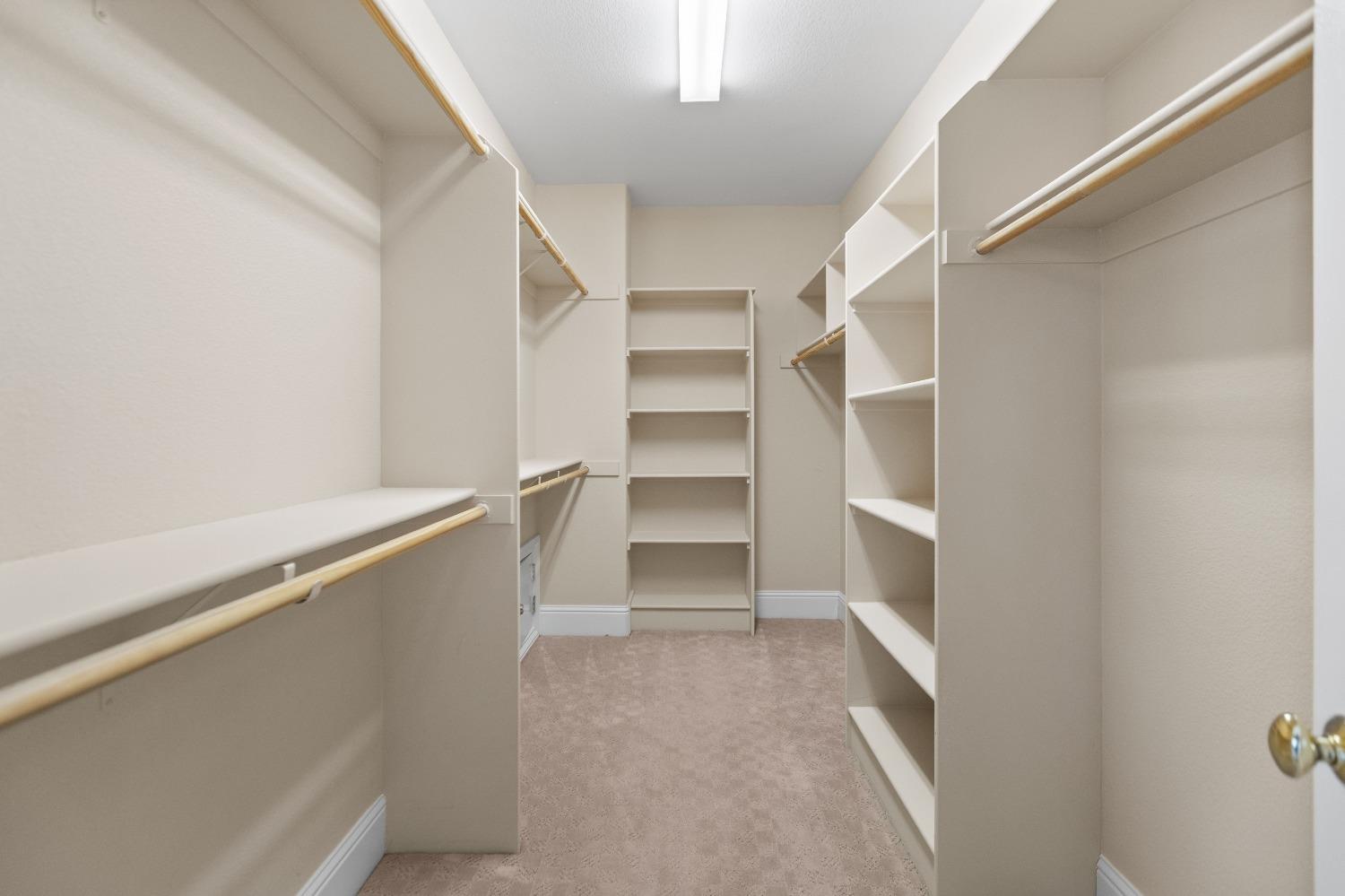 Detail Gallery Image 60 of 79 For 8839 San Badger Way, Elk Grove,  CA 95624 - 4 Beds | 3/1 Baths