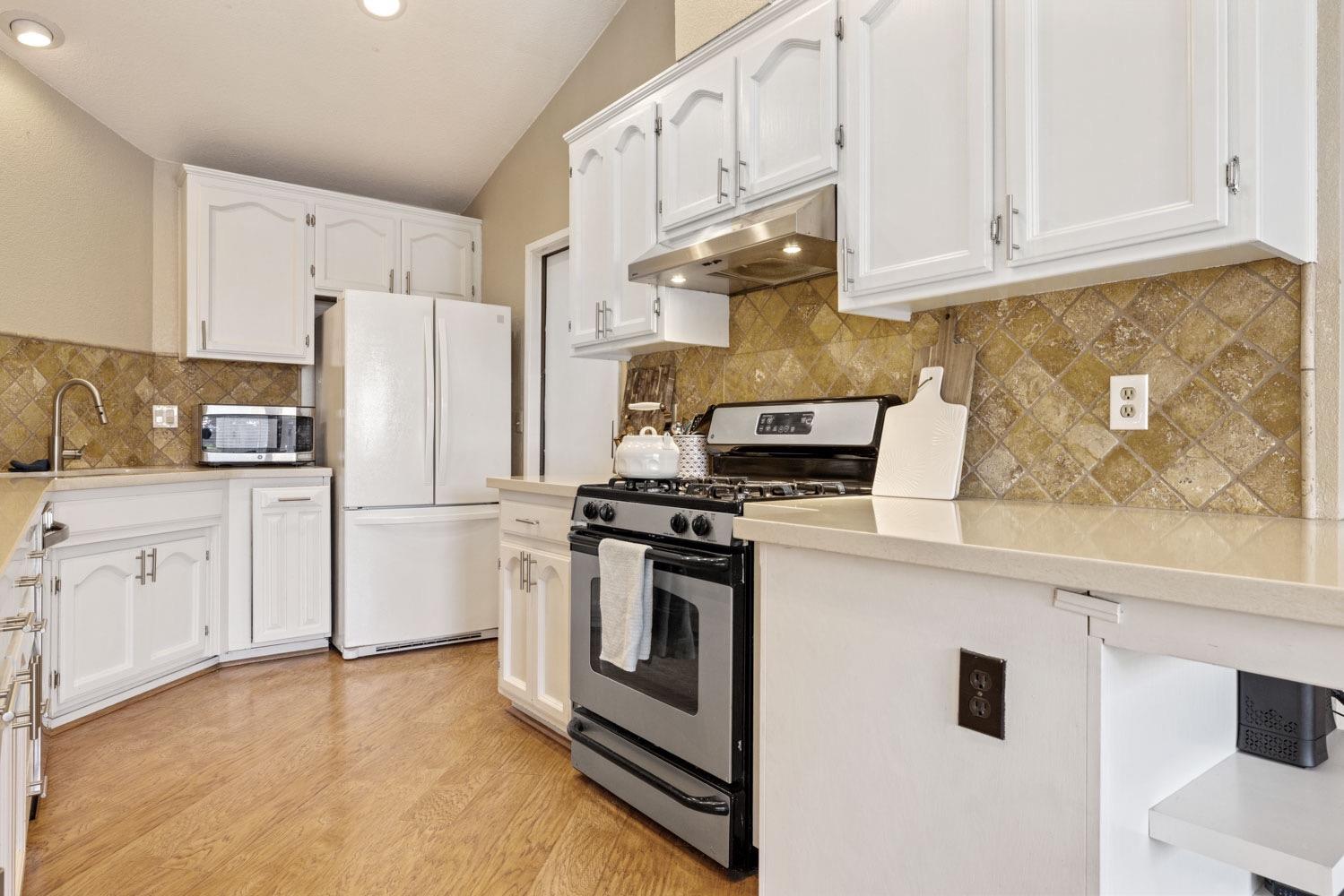 Berea Drive, Turlock, California image 18
