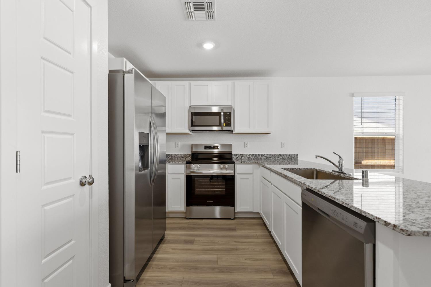 Spotted Wren Circle, Rancho Cordova, California image 4
