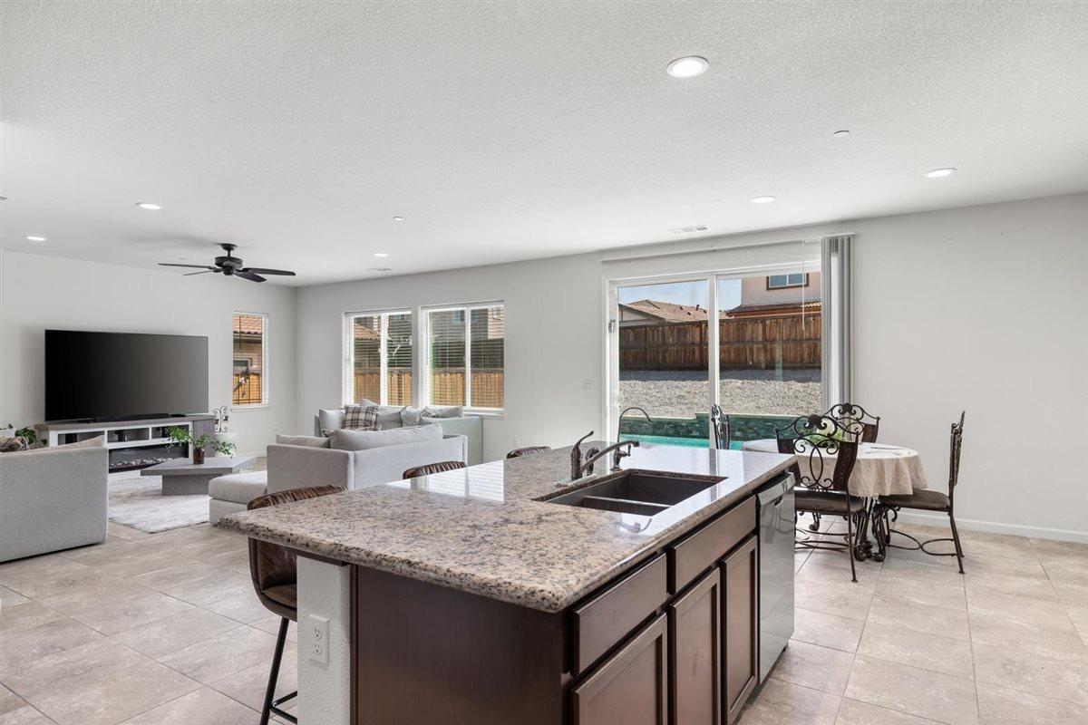 Detail Gallery Image 23 of 64 For 21232 Grapevine Dr, Patterson,  CA 95363 - 5 Beds | 3 Baths