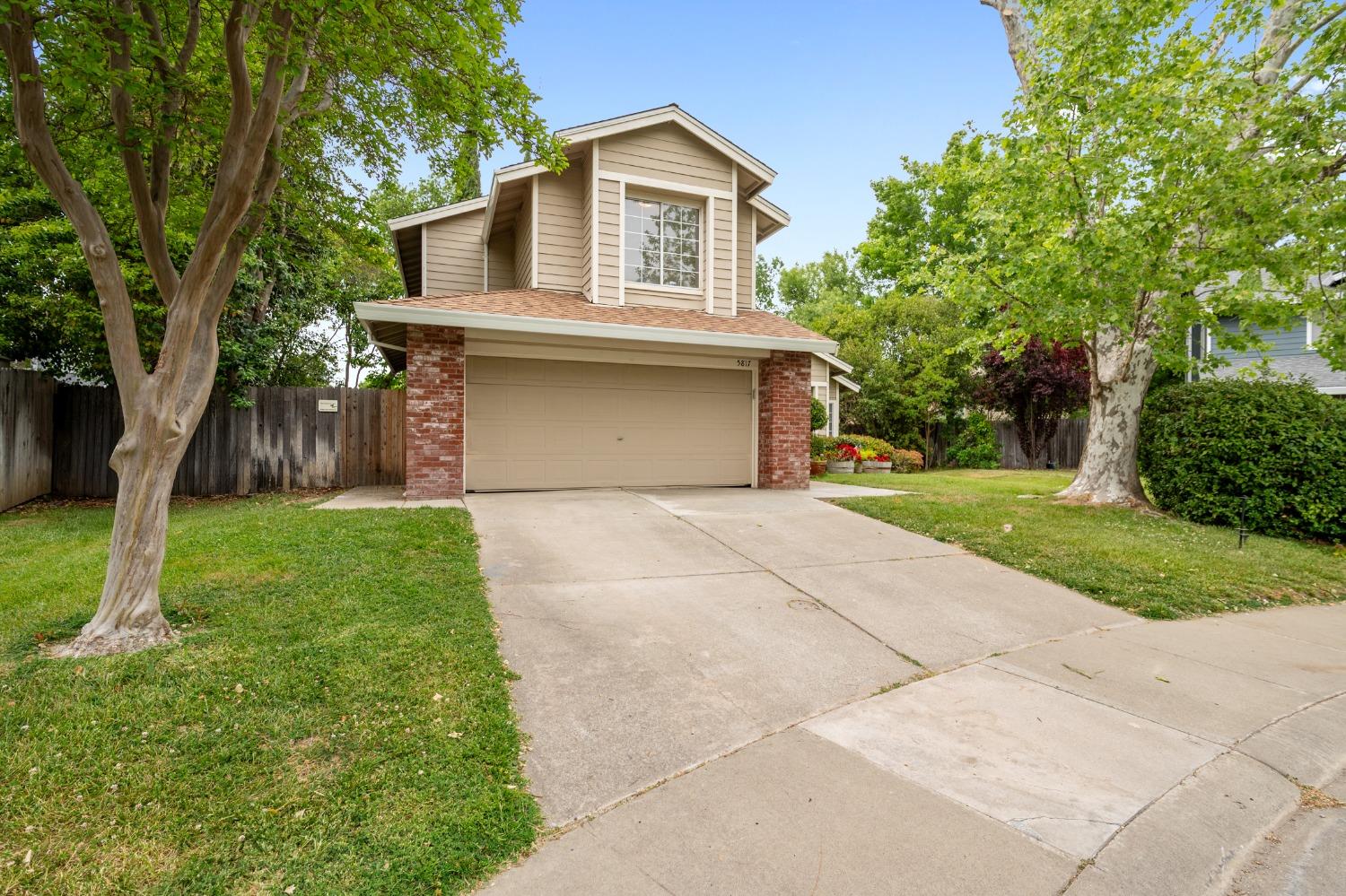 E Sparrow Hawk Court, Elk Grove, California image 20