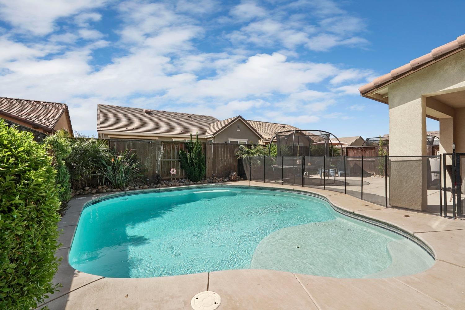 Detail Gallery Image 46 of 52 For 208 Isabella Dr, Lodi,  CA 95240 - 4 Beds | 3 Baths