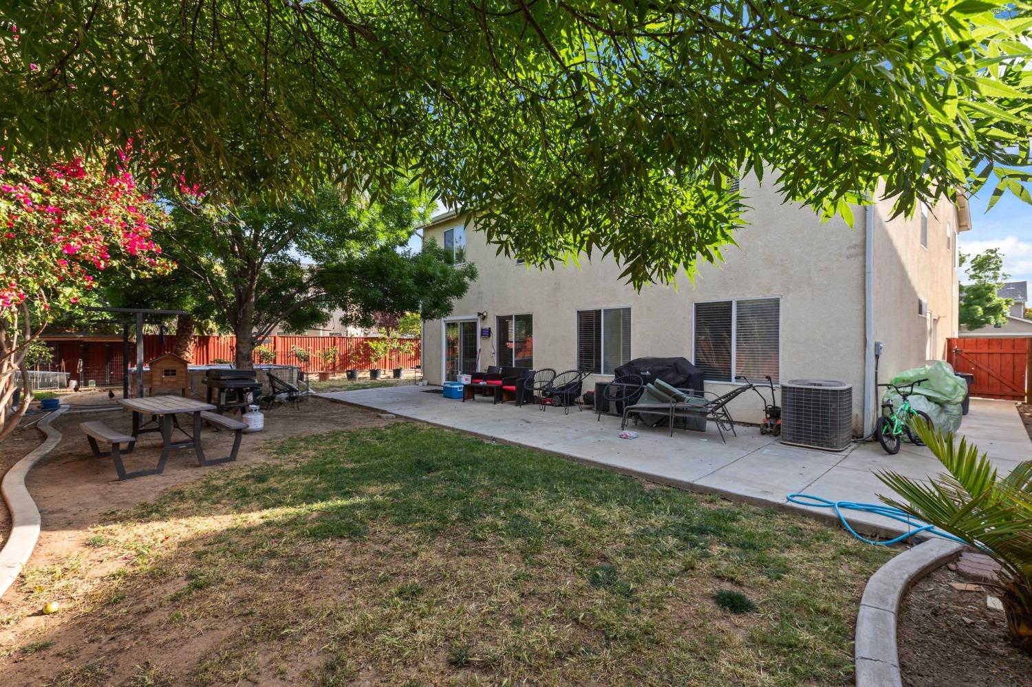 Detail Gallery Image 26 of 37 For 748 Heron Dr, Los Banos,  CA 93635 - 5 Beds | 3 Baths