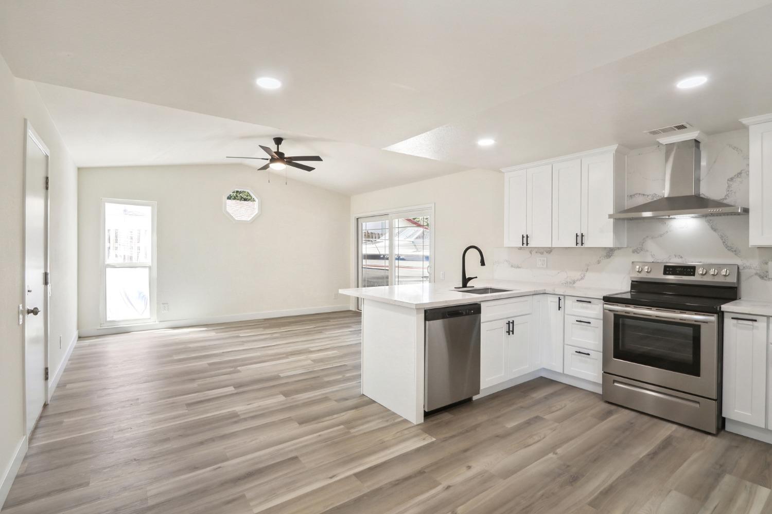 Rainbow River Court, Rancho Cordova, California image 10