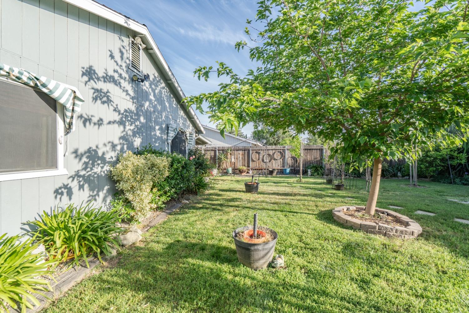 Jan Marie Way, Elk Grove, California image 31