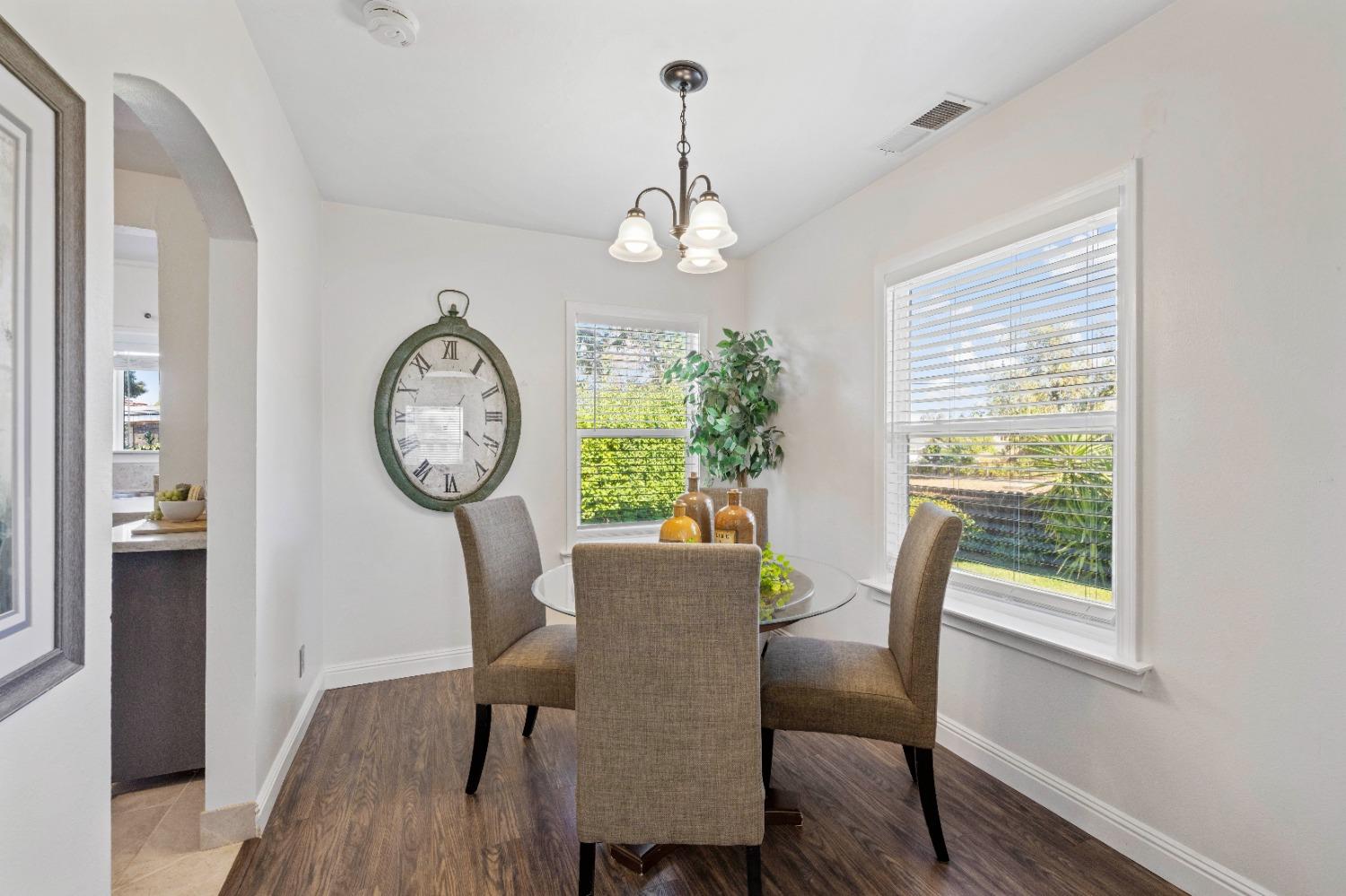 Coloma Street, Folsom, California image 9