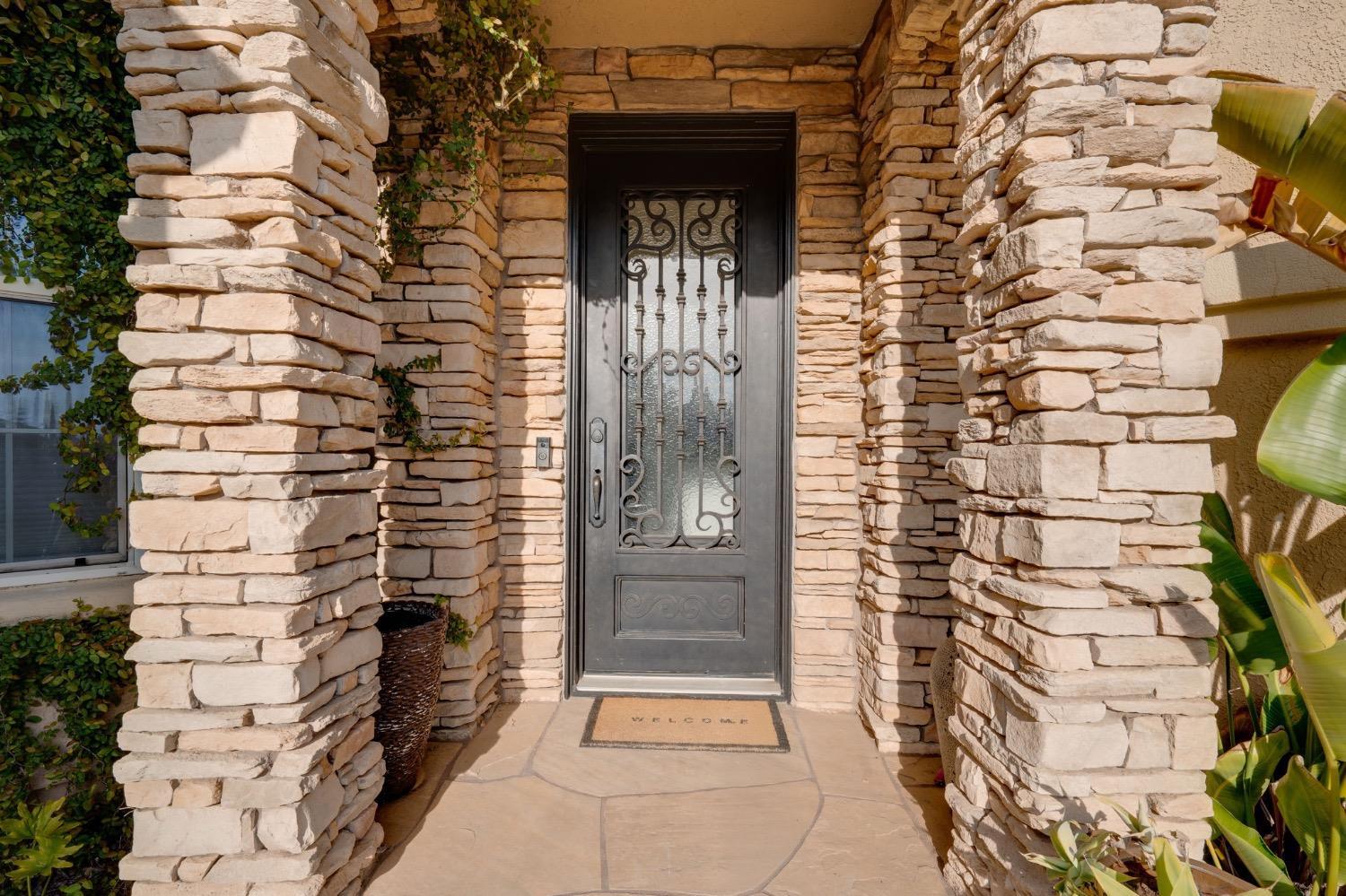 Detail Gallery Image 7 of 98 For 4541 Longview Dr, Rocklin,  CA 95677 - 5 Beds | 4/1 Baths