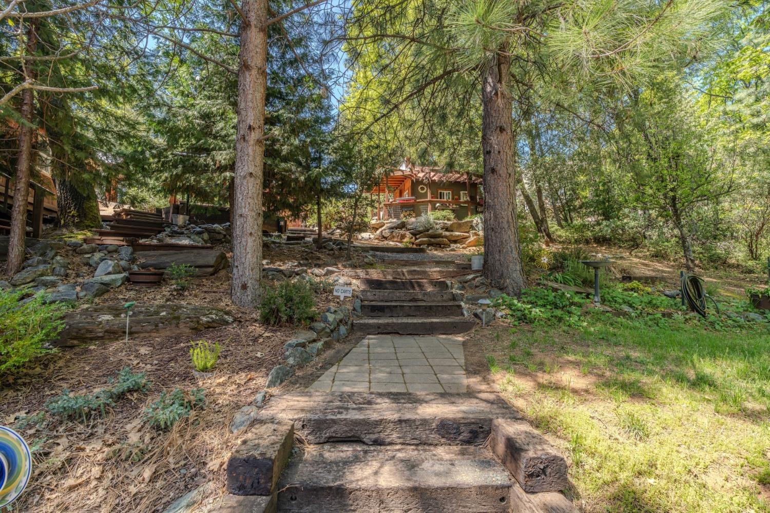 Detail Gallery Image 7 of 66 For 734 Utica, Hathaway Pines,  CA 95233 - 3 Beds | 2 Baths