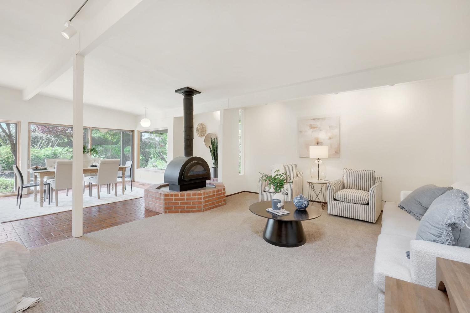 Detail Gallery Image 5 of 30 For 1000 Colby Dr, Davis,  CA 95616 - 4 Beds | 2 Baths