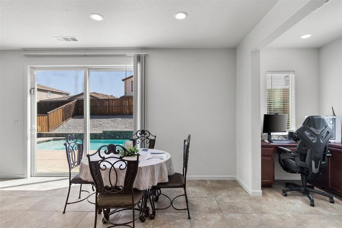 Detail Gallery Image 24 of 64 For 21232 Grapevine Dr, Patterson,  CA 95363 - 5 Beds | 3 Baths