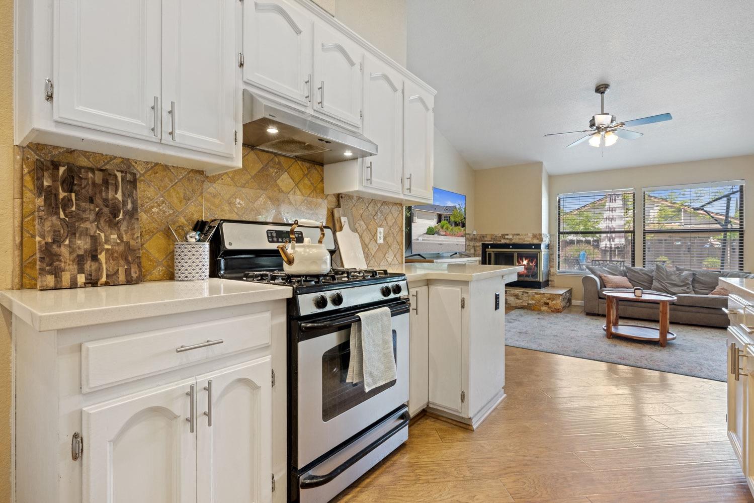 Berea Drive, Turlock, California image 20