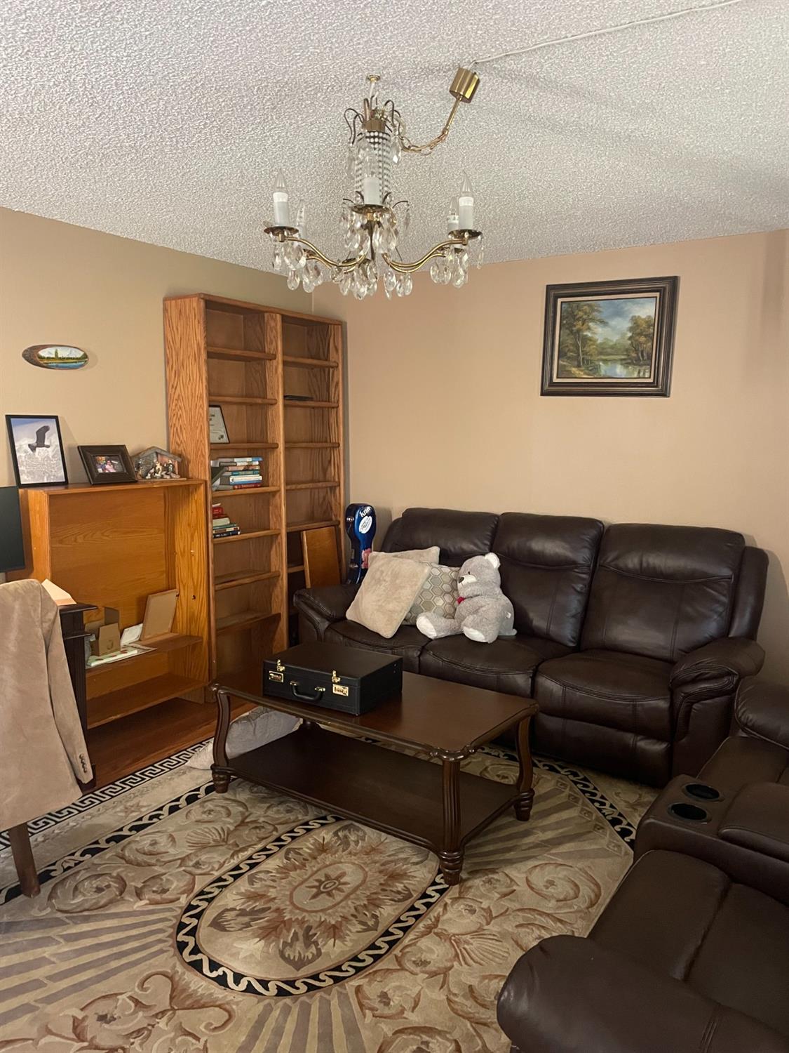 Detail Gallery Image 3 of 16 For 9540 Achates Cir, Sacramento,  CA 95826 - 3 Beds | 2 Baths
