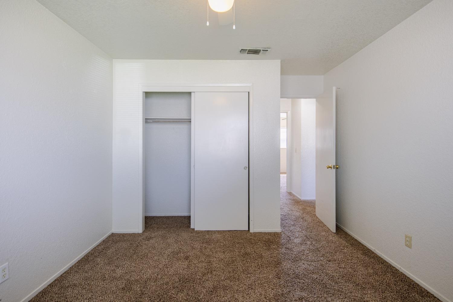 Detail Gallery Image 19 of 34 For 302 Blossom Dr, Ripon,  CA 95366 - 3 Beds | 2 Baths