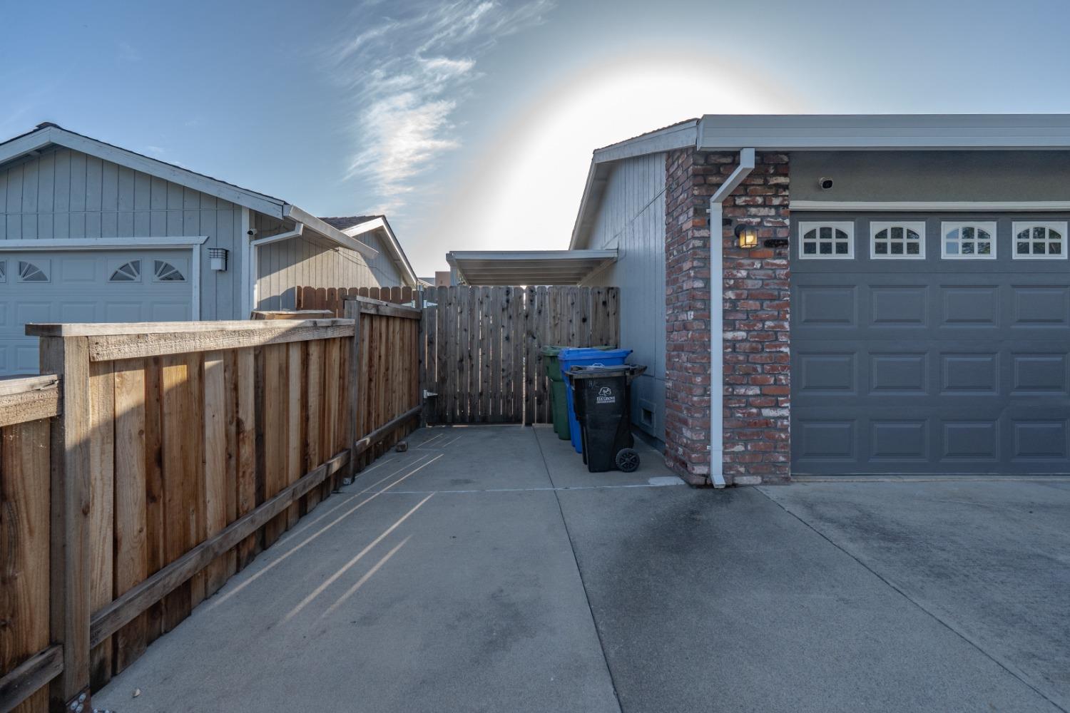 Jan Marie Way, Elk Grove, California image 39