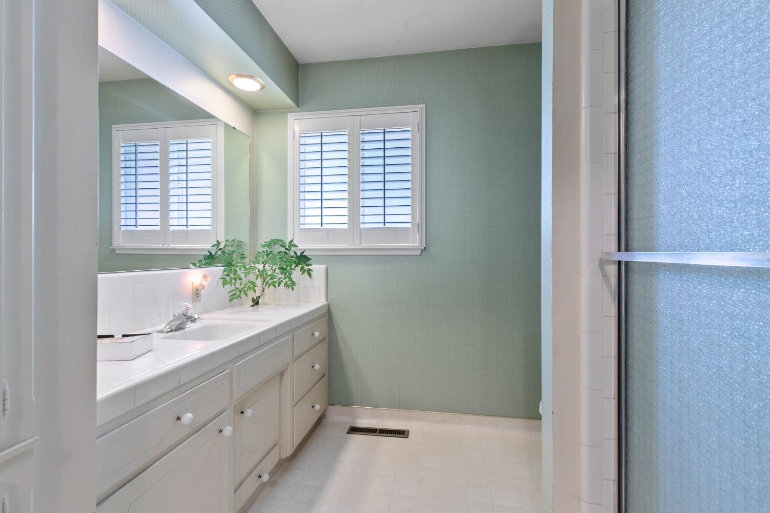 Detail Gallery Image 24 of 50 For 928 Terrace Pl, Modesto,  CA 95350 - 3 Beds | 2 Baths