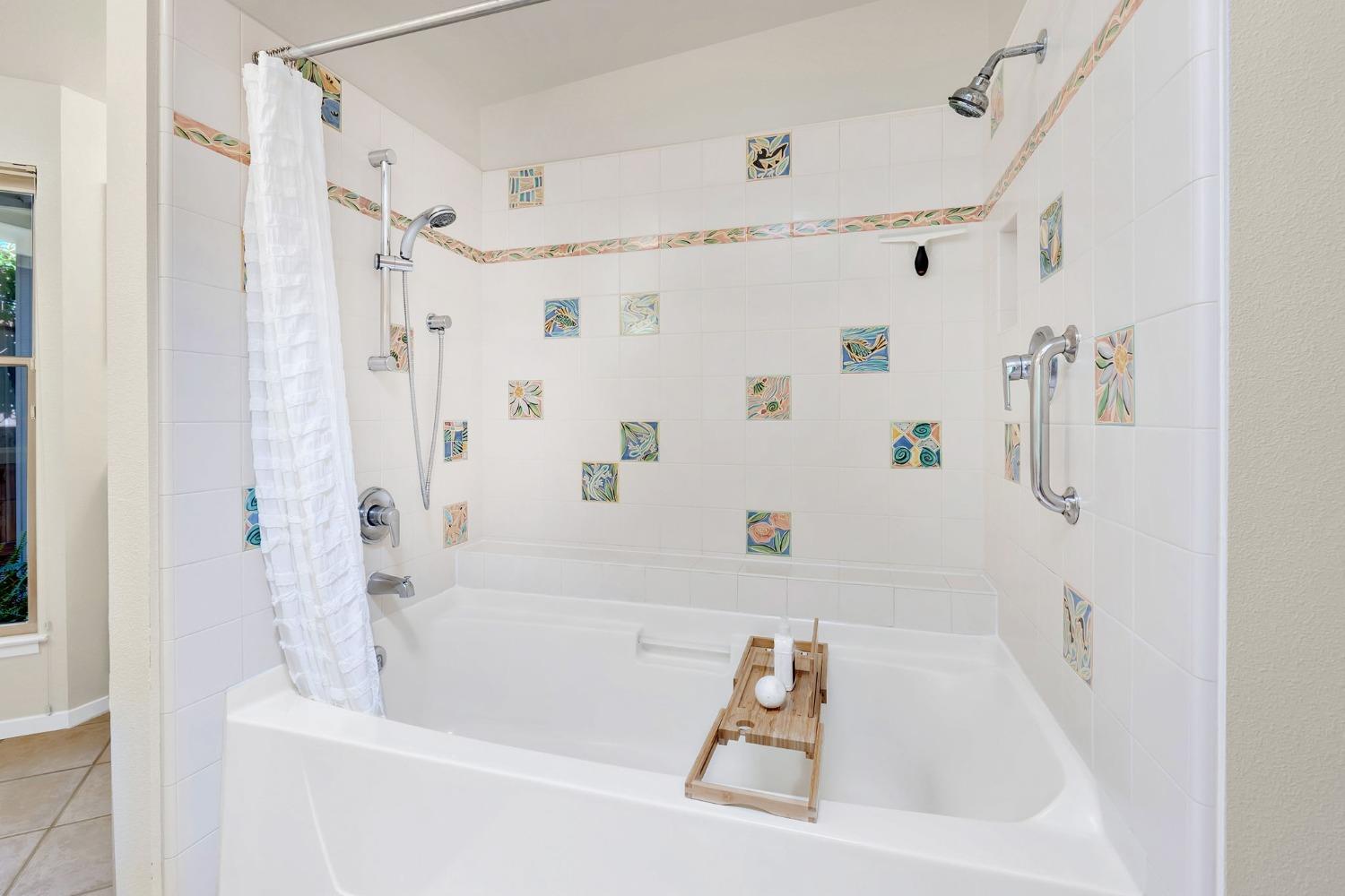 Detail Gallery Image 17 of 30 For 1000 Colby Dr, Davis,  CA 95616 - 4 Beds | 2 Baths