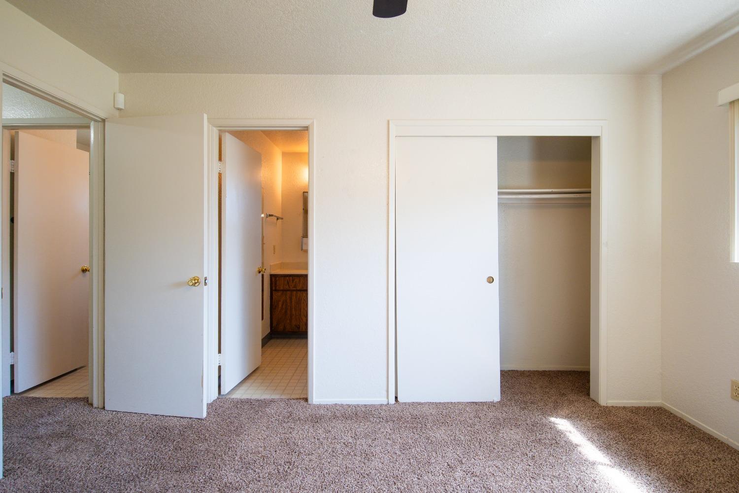 Detail Gallery Image 13 of 34 For 302 Blossom Dr, Ripon,  CA 95366 - 3 Beds | 2 Baths