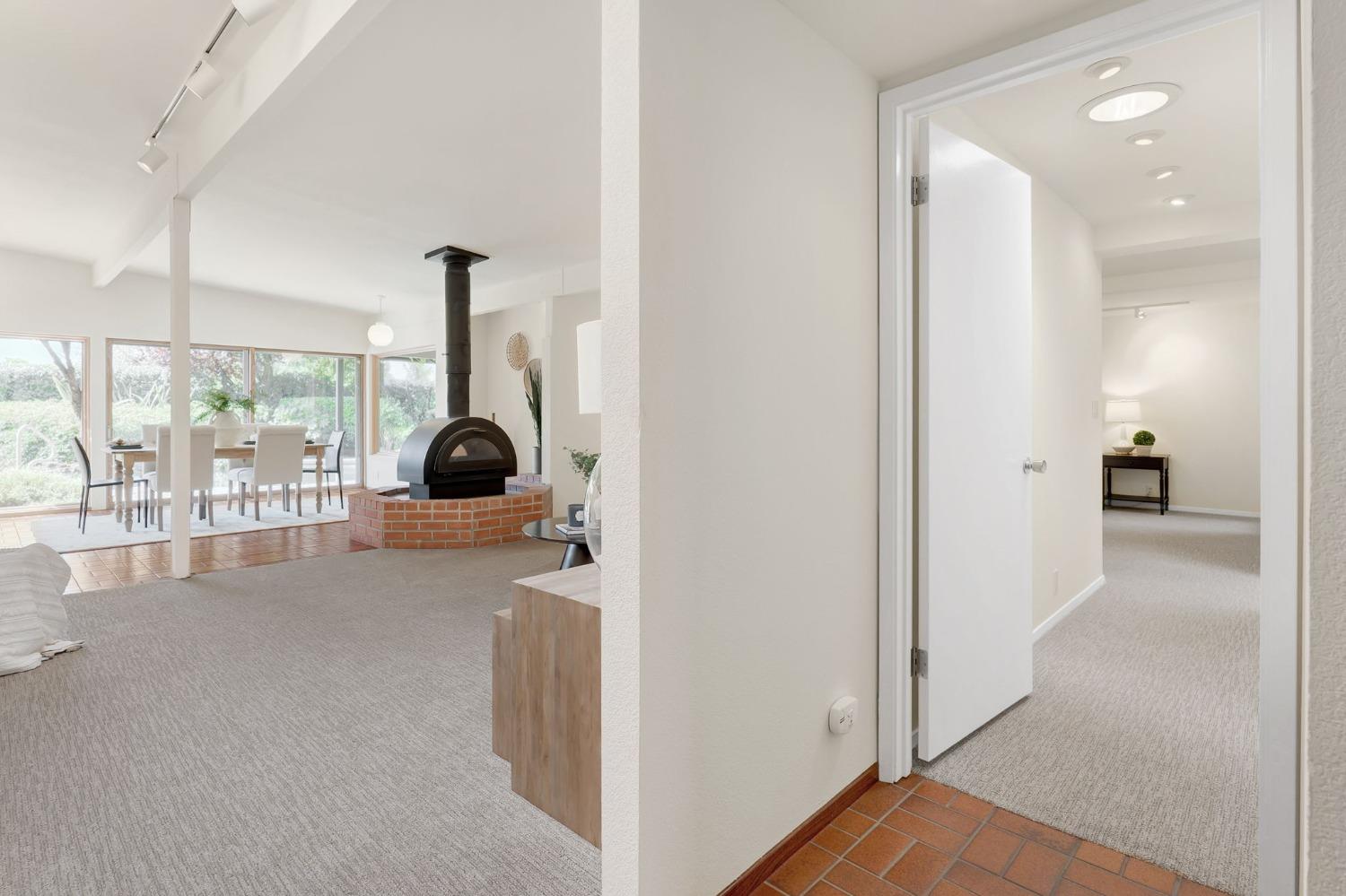 Detail Gallery Image 4 of 30 For 1000 Colby Dr, Davis,  CA 95616 - 4 Beds | 2 Baths