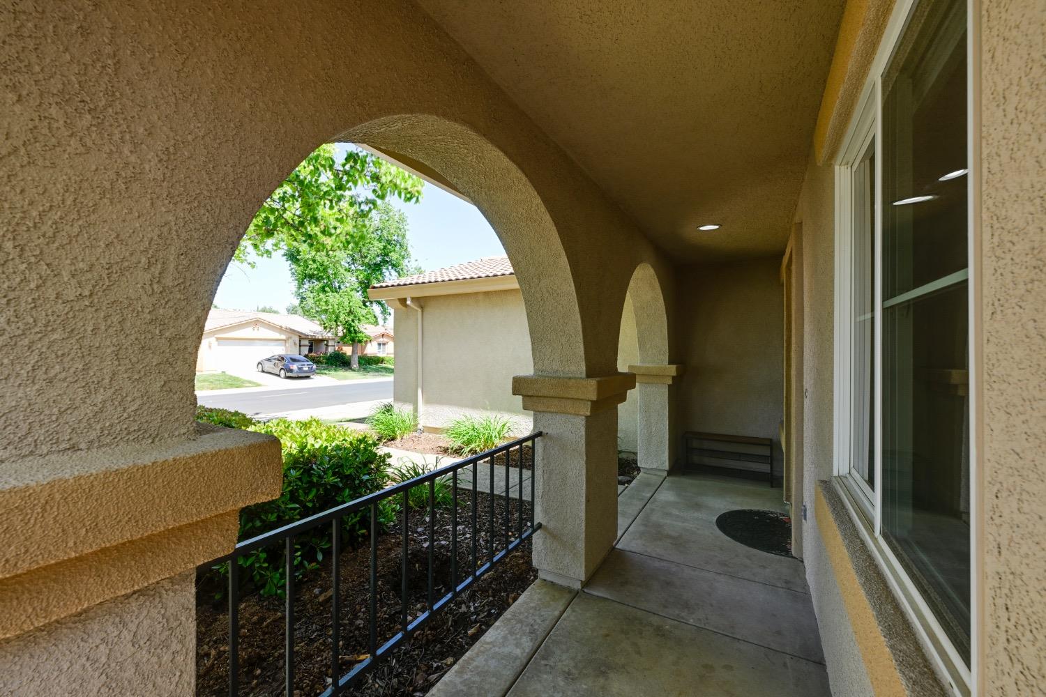Detail Gallery Image 4 of 33 For 4627 Excelsior Rd, Mather,  CA 95655 - 4 Beds | 2 Baths