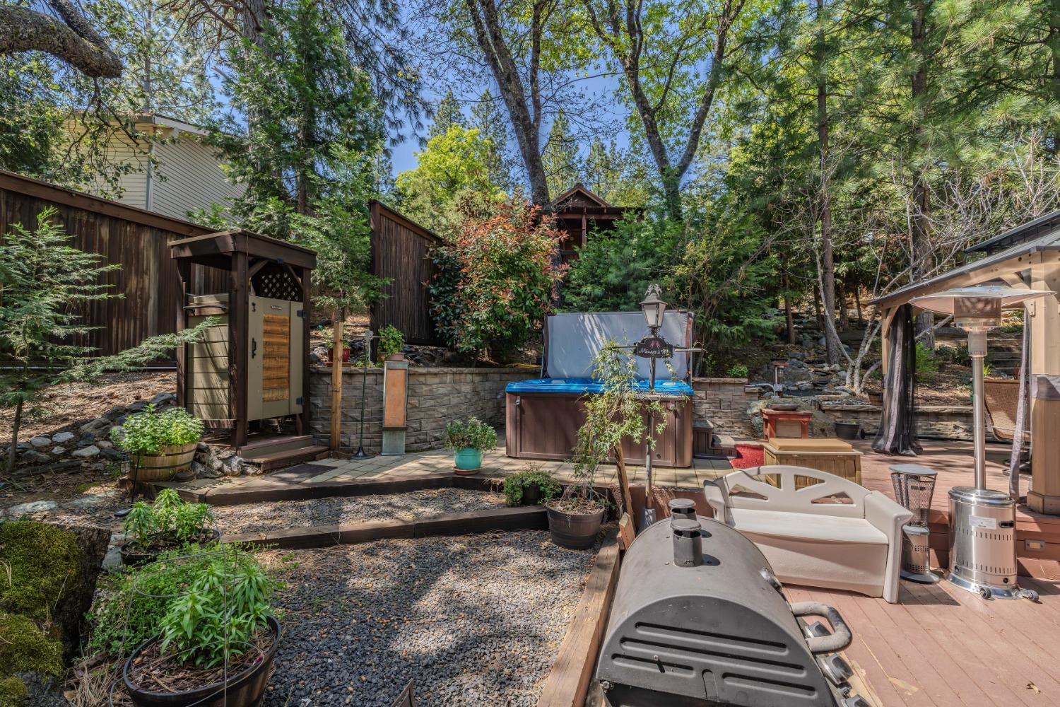 Detail Gallery Image 17 of 66 For 734 Utica, Hathaway Pines,  CA 95233 - 3 Beds | 2 Baths