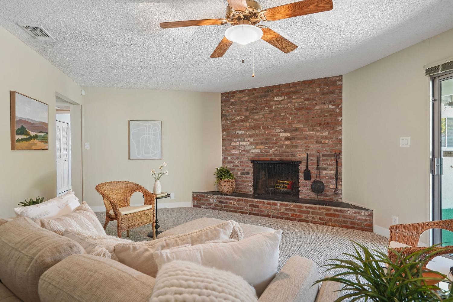 Detail Gallery Image 11 of 28 For 3439 Whitnor Ct, Sacramento,  CA 95821 - 3 Beds | 2 Baths